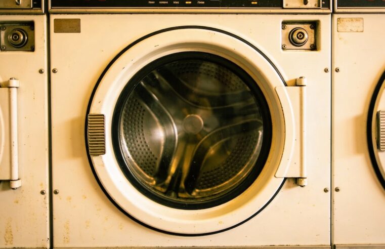 Vale a pena consertar máquina de lavar antiga?