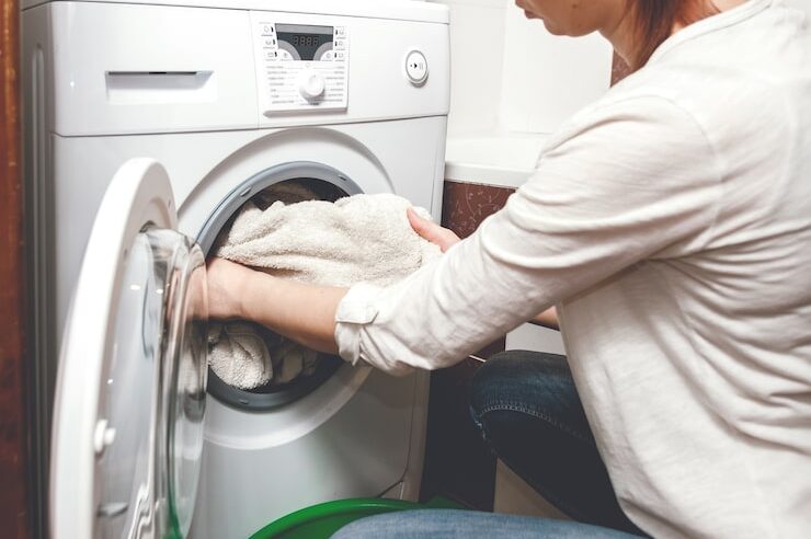 Lavar edredom na máquina: pode ou não? Entenda!
